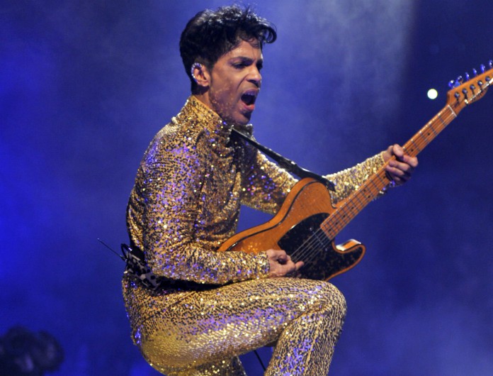 O astro norte-americano Prince (1958-2016)