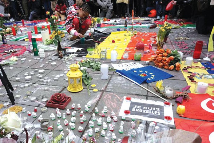 Na Bélgica, 32 pessoas morreram após ataques terroristas há dez dias