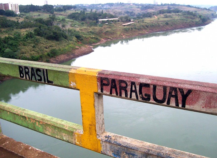 Fronteira entre Brasil e Paraguai
