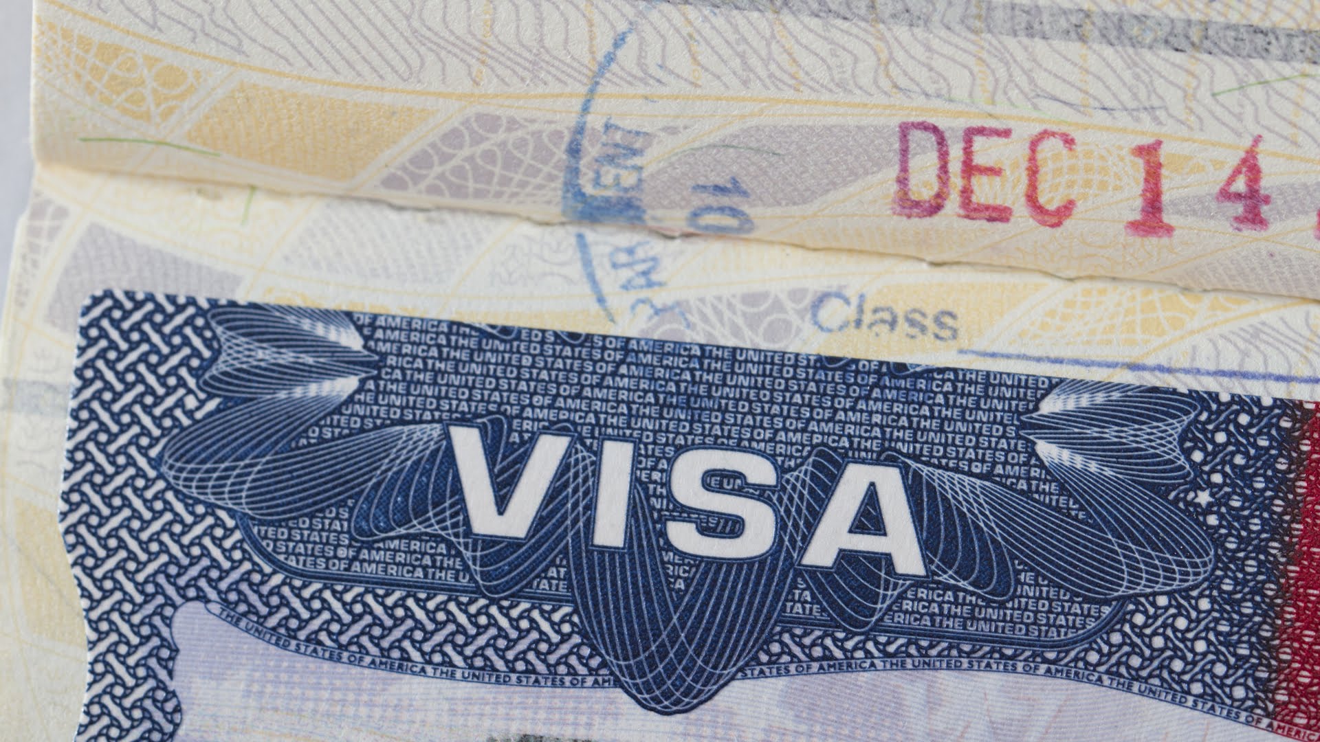 O visto dura um ano, podem ser solicitadas duas extensões pelo mesmo período de tempo e, no final deste prazo, o portador é obrigado a sair do país