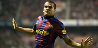 Daniel Alves dá adeus ao Barcelona