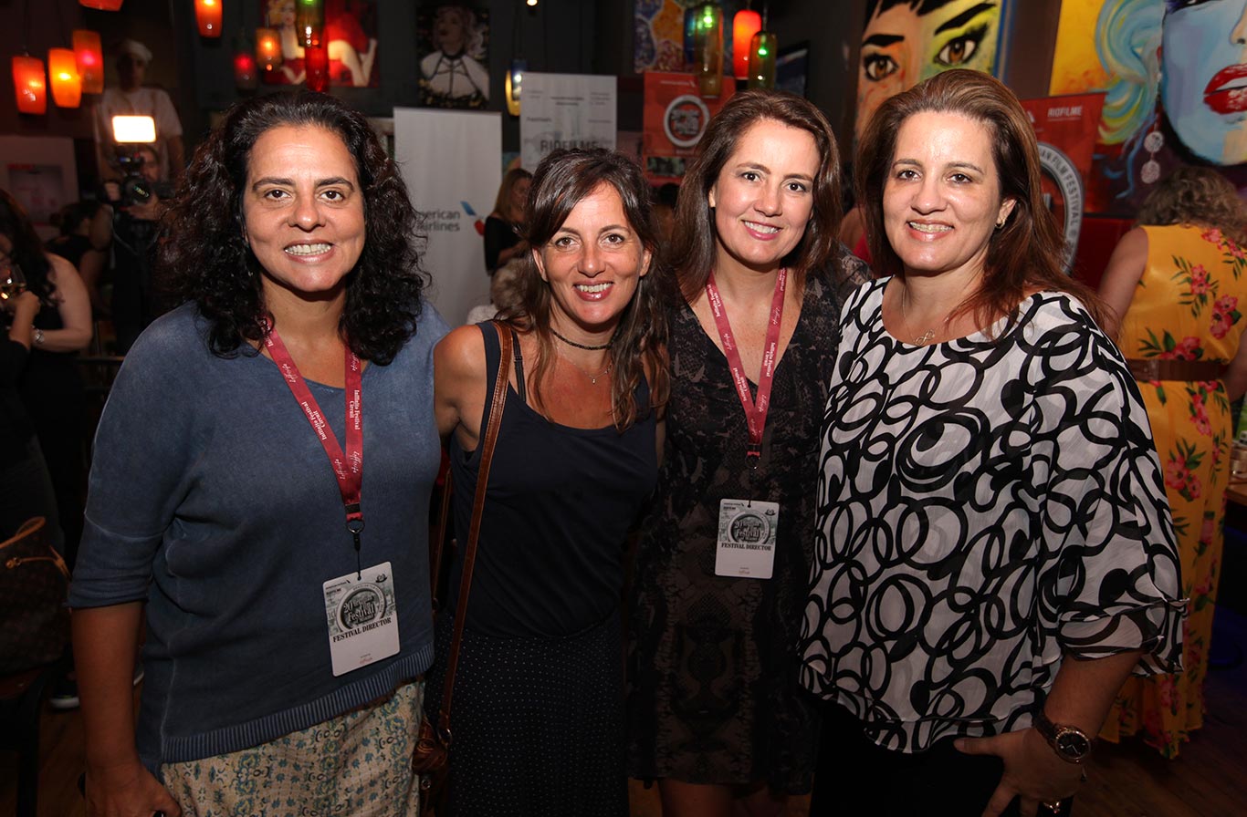 Adriana Dutra, Flávia Guimarães, Viviane Spinelli e Claudia Dutra durante o 20th Brazilian Film Festival of Miami (Foto: Marcio Salim)