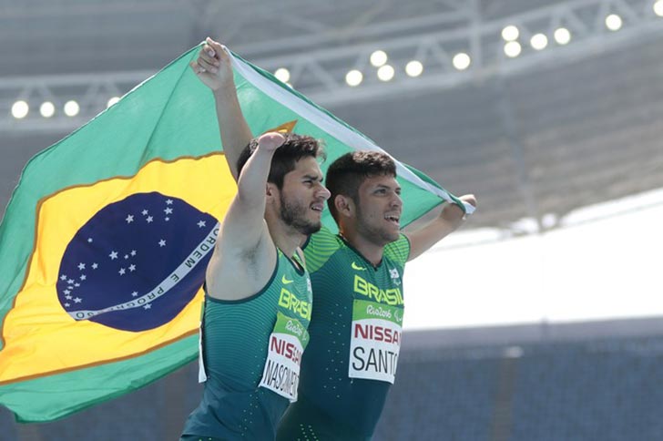 Atletas paralímpicos fazem bonito no Rio