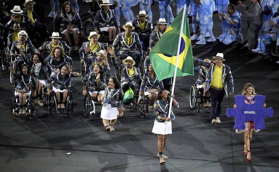Delegação brasileira na abertura da Paralimpíada do Rio