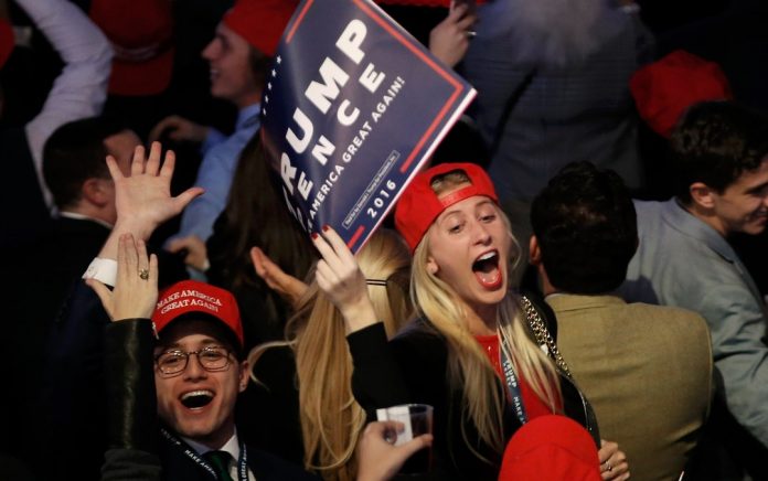 Apoiadores de Trump comemoram vitória em NY