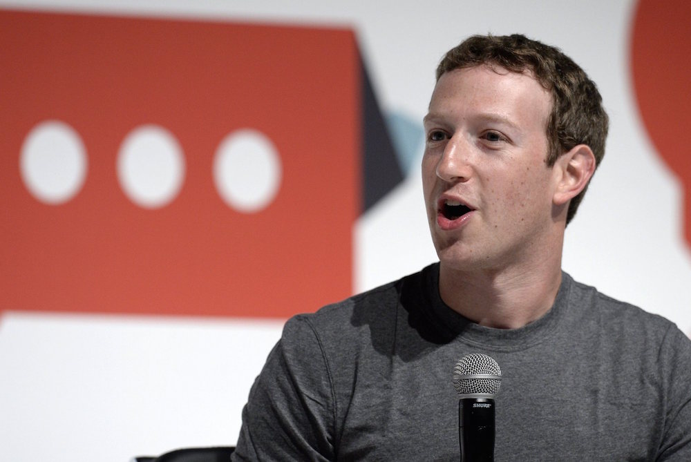 Mark Zuckerberg declara guerra a sites de notícias falsas