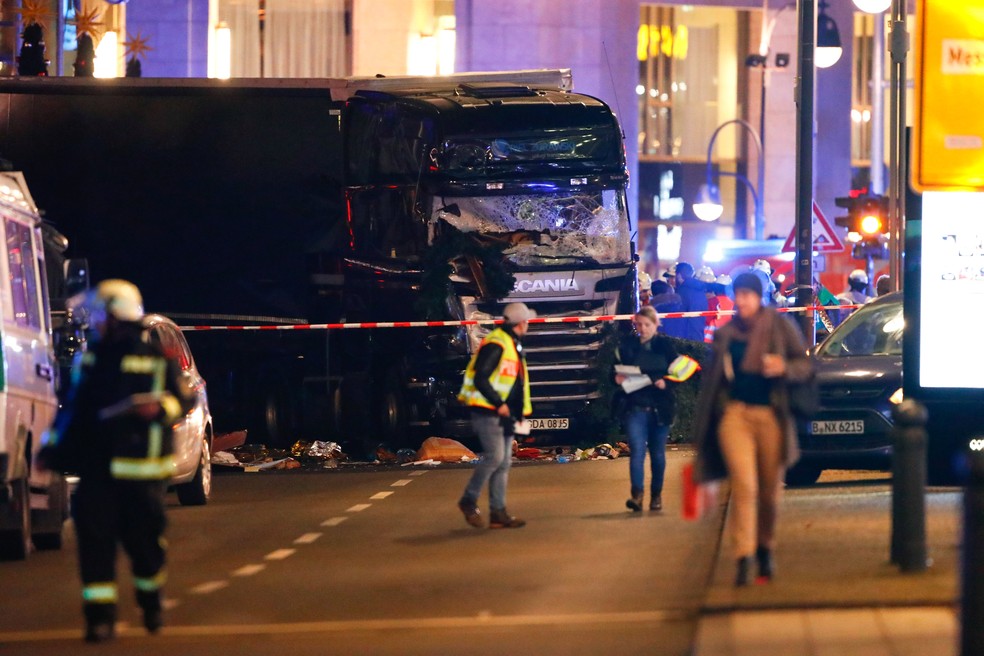 Caminhão invadiu feira e matou nove pessoas