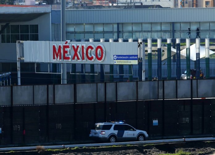 Homem se jogou da Ponte México, na fronteira da cidade mexicana de Tijuana com a americana de San Ysidro