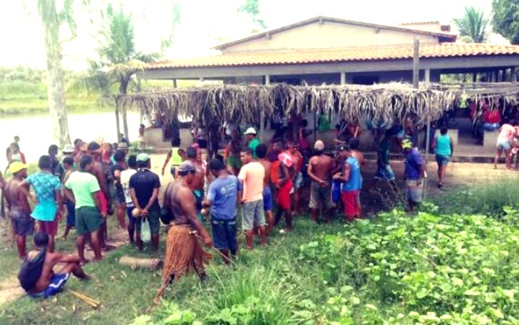 Alguns índios tiveram as mãos decepadas