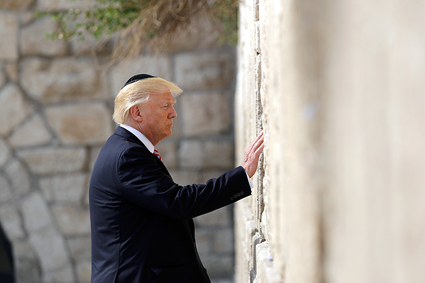 Trump visita o muro das lamentações em Jerusalém FOTO Evan Vucci/Associated Press