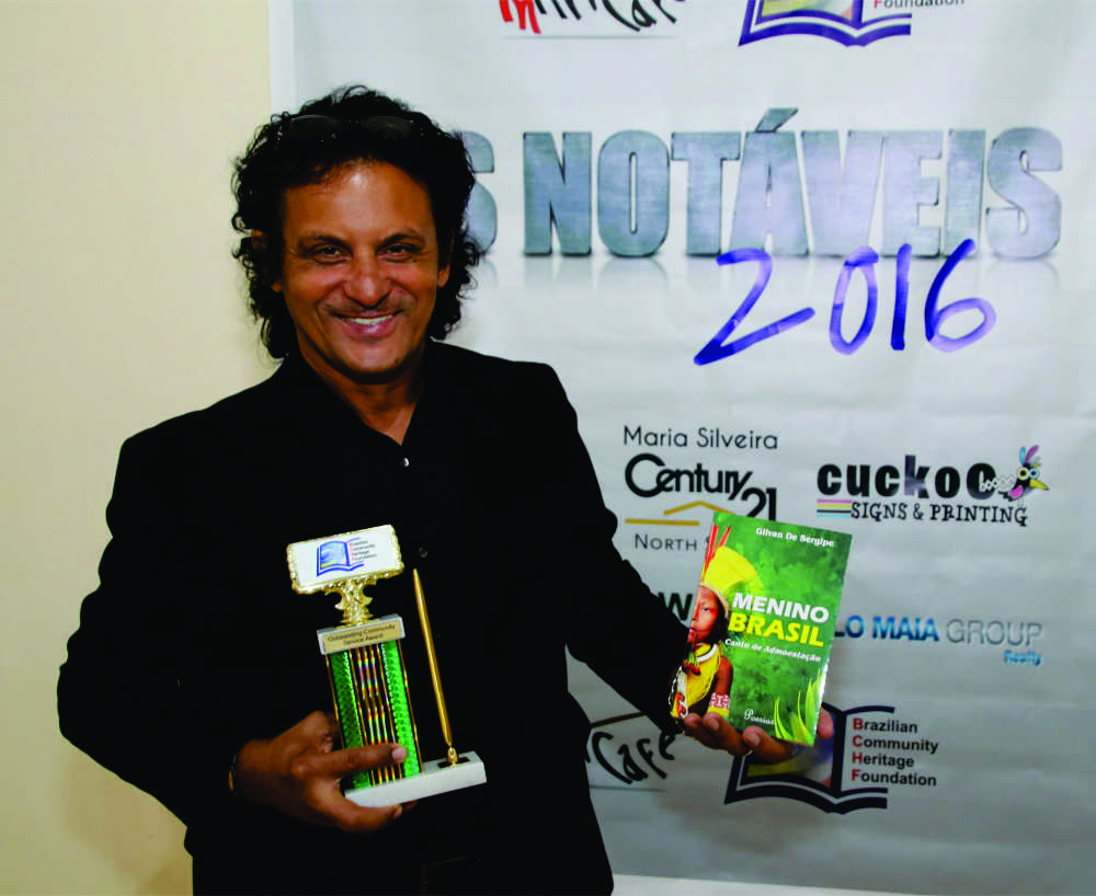 Durante o lançamento do livro Menino Brasil, Gilvan de Sergipe foi homenageado com o troféu Os Notáveis USA