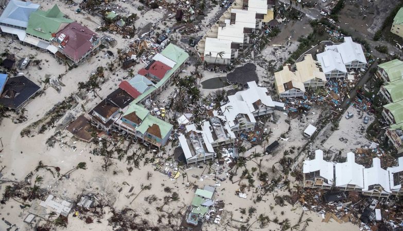 Destruição causada pelo furacão Irma no Caribe
