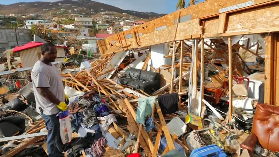 Destruição na Ilha de Dominica