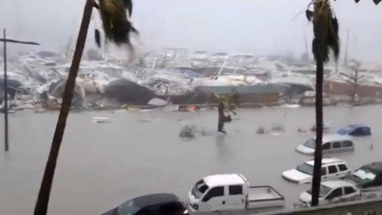 Irma provoca destruição na ilha de Guadalupe