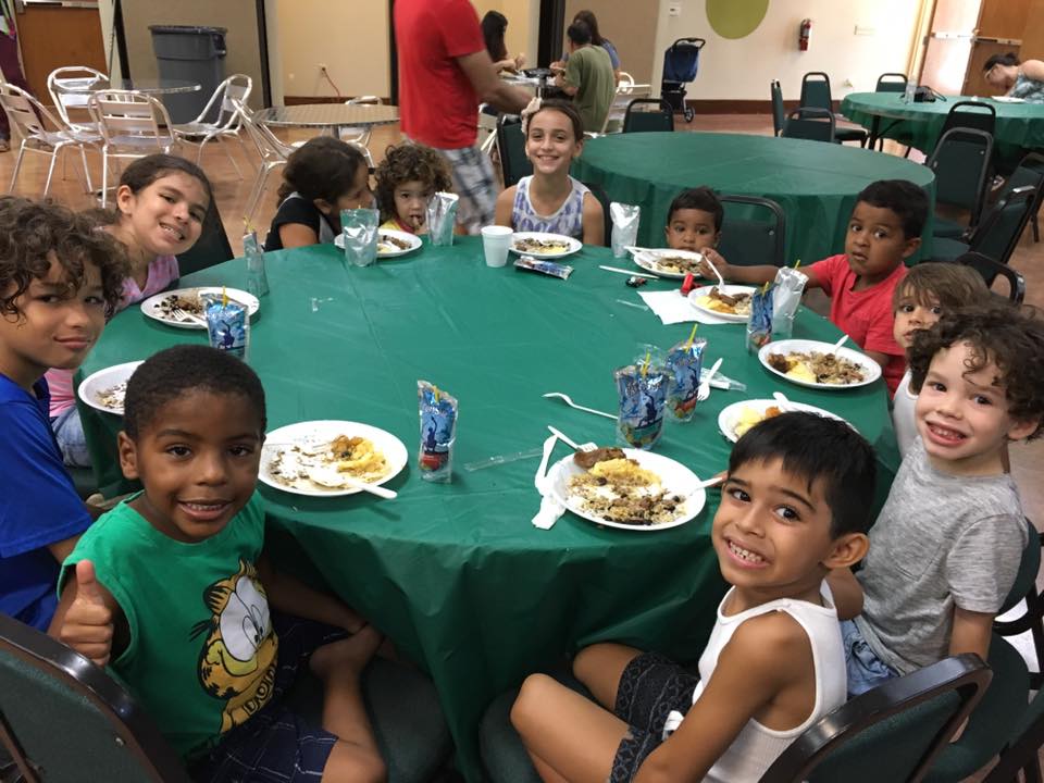 PIB Florida está oferecendo refeições gratuitas para a comunidade