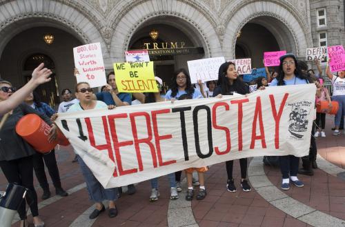 Imigrantes protestam em frente a Trump Tower