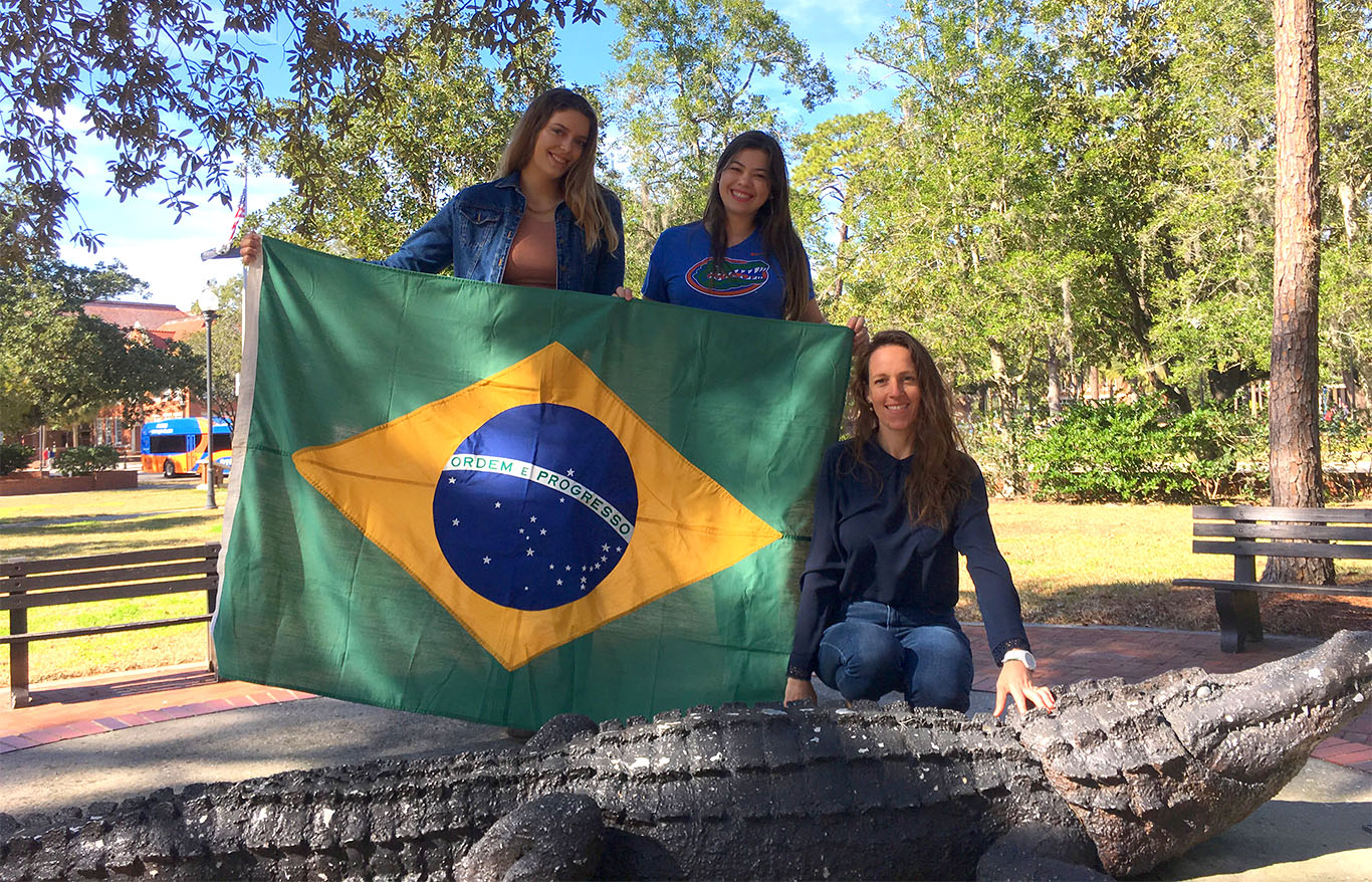 Laura Henschel, Giovanna Breda Kubota e Andréa Cabral