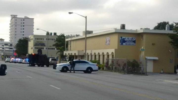Local foi cercado pela polícia FOTO Miami Herald