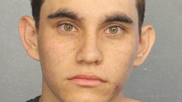 Nikolas Cruz é acusado de matar 17 pessoas em escola na Flórida