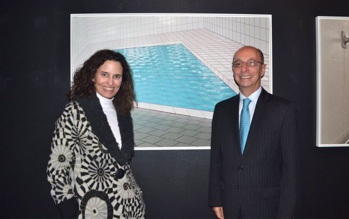 A artista Maritza Caneca e o Embaixador Adalnio Senna Ganem