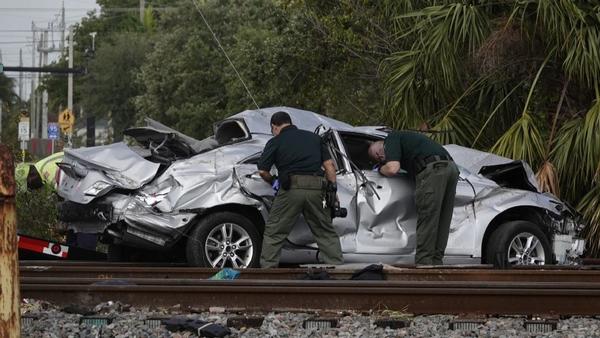 Carro estava sendo dirigido por uma criança de 12 anos