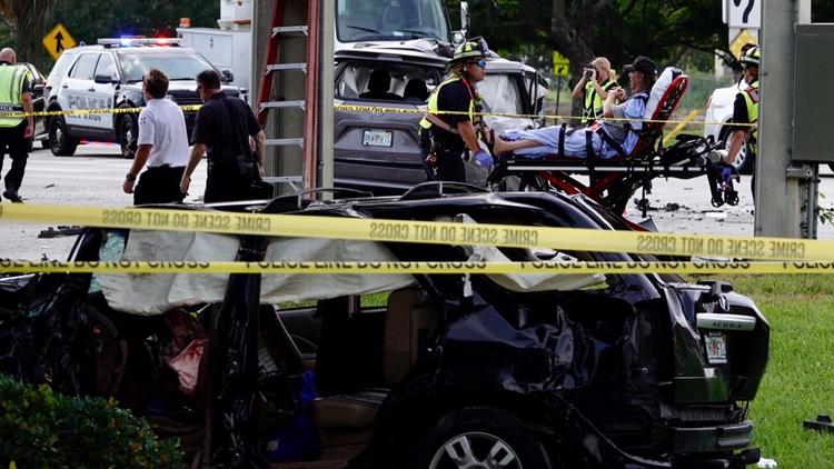 Acidente deixa 7 feridos em Boca Raton (PHOTO SunSentinel)