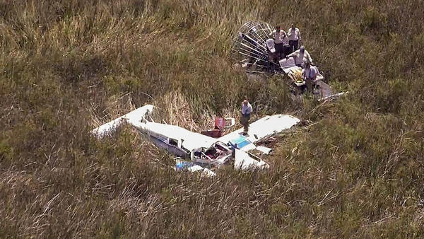 Duas aeronaves bateram e três pessoas morreram no acidente