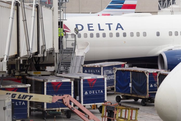 Delta aumenta o valor da taxa de bagagem