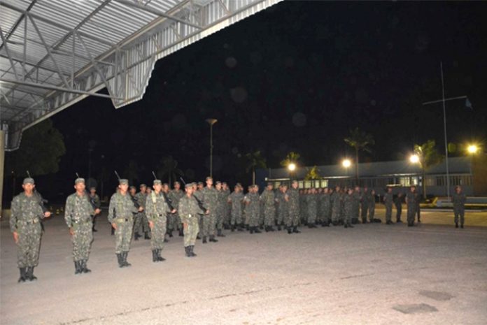 Militares farão trabalho de perfuração na Guiana