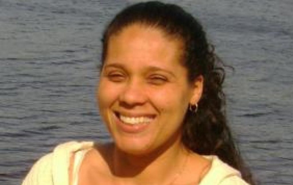 Adriana Paula da Silva Toledo faleceu em 2011, deixou 3 filhas e foi sepultada em Framingham (MA)