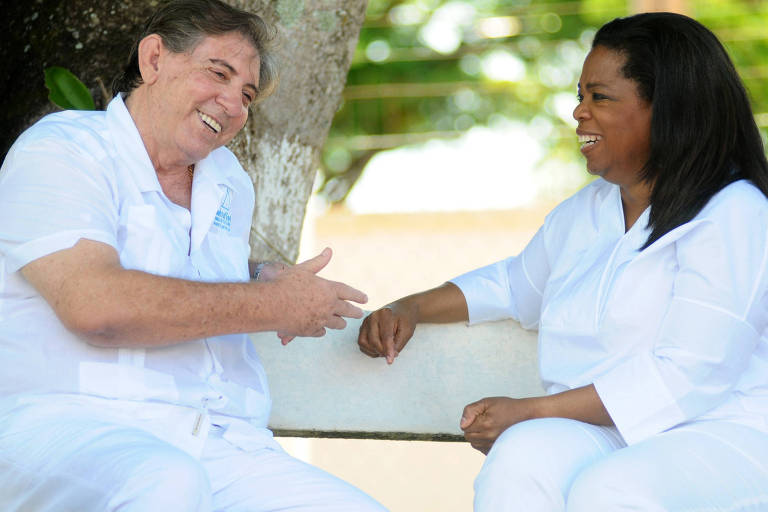 Oprah Winfrey visitou João de Deus em 2012 29.mar.2012-Monique RenneCBD.A Press