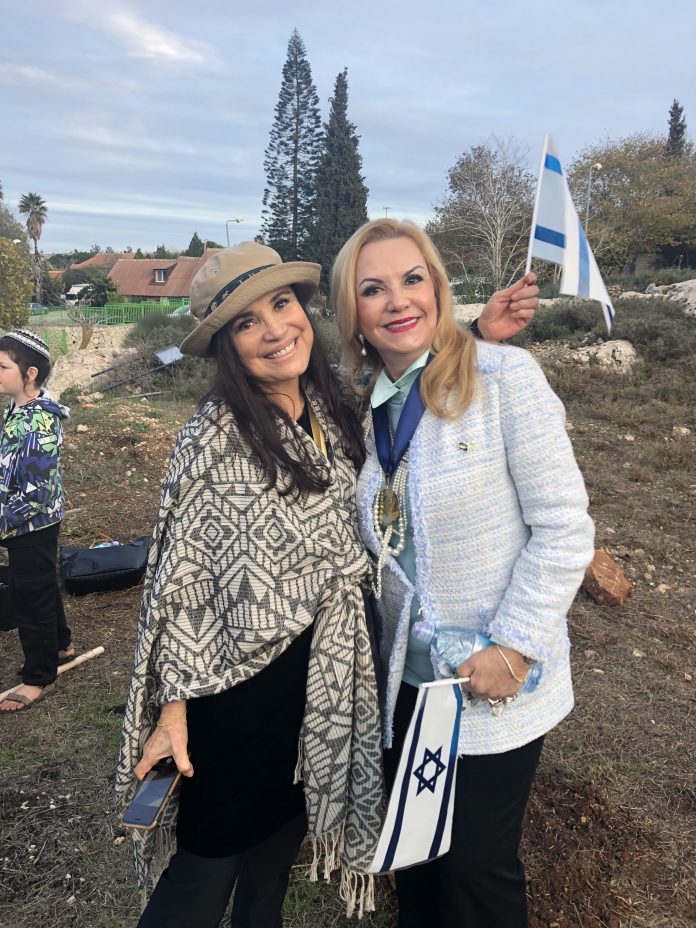 Atriz Regina Duarte e Marta Batista Ramos, ambas Embaixadoras da Paz em Israel