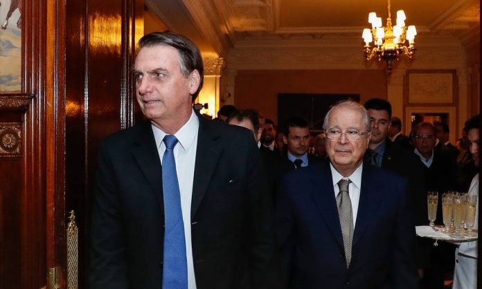 Bolsonaro e o embaixador Sergio Amaral em Washington D.C. FOTO Agência o Globo