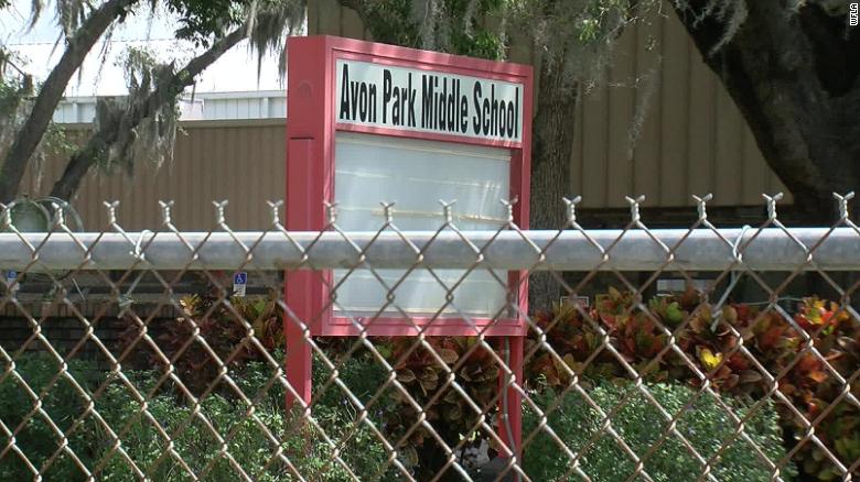 Alunas estudam na Avon Park Middle School FOTO WFLA