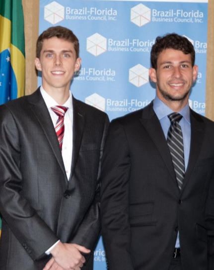 João Pedro Pinto e Alexandre Rondelli integram a associação de estudantes brasileiros