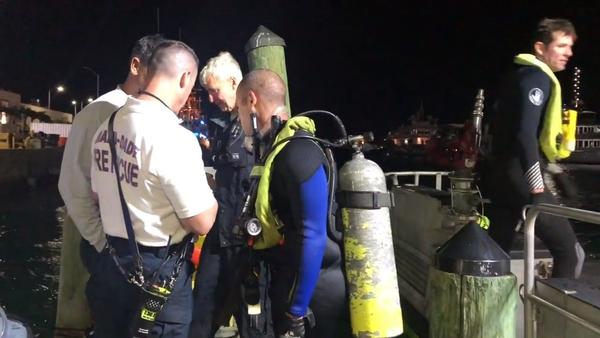 Mergulhadores da polícia encontraram os corpos próximo ao local do acidente FOTO Miami-Dade Fire Rescue
