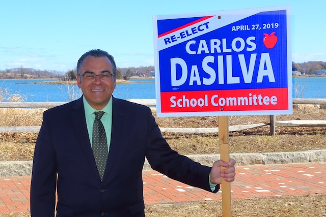 Carlos-Da-Silva comemora a reeleição em Massachusetts FOTO Divulgação da campanha