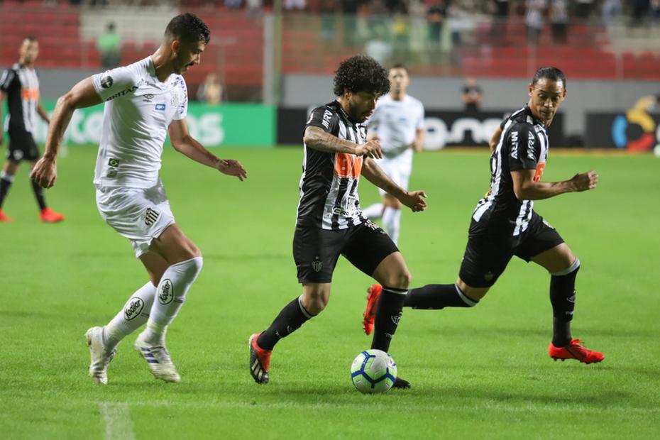 Luan teve boa atuação, porém não conseguiu marcar o gol que daria vantagem ao Atlético-MG