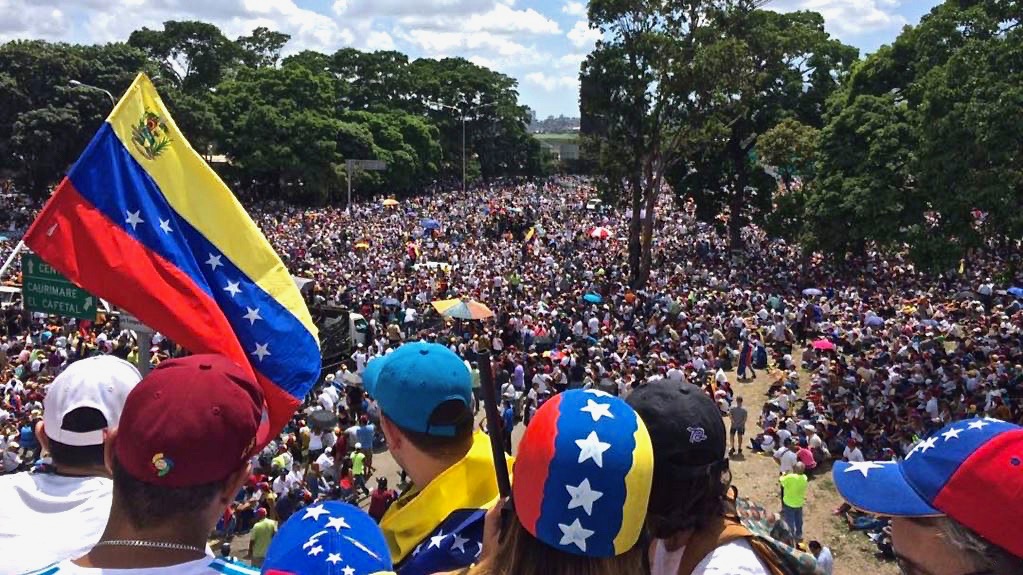 Crise política no país é ameaça a segurança de passageiros