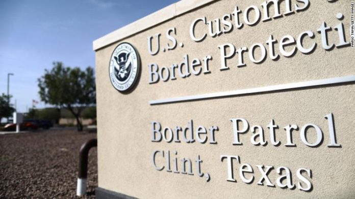 Democratas visitam prisão da Imigração no Texas (Foto CBP)