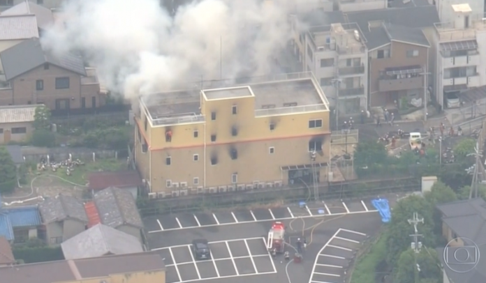 Incêndio criminoso matou pelo menos 33 pessoas no Japão (Foto Reprodução TV Globo)