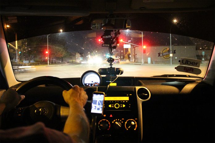 Motoristas de aplicativo temem perder flexibilidade, mas medidas de proteção ao trabalhador podem ter impacto positivo (Foto: Gabriela Egito) Motoristas de aplicativo temem perder flexibilidade, mas medidas de proteção ao trabalhador podem ter impacto positivo (Foto: Gabriela Egito)