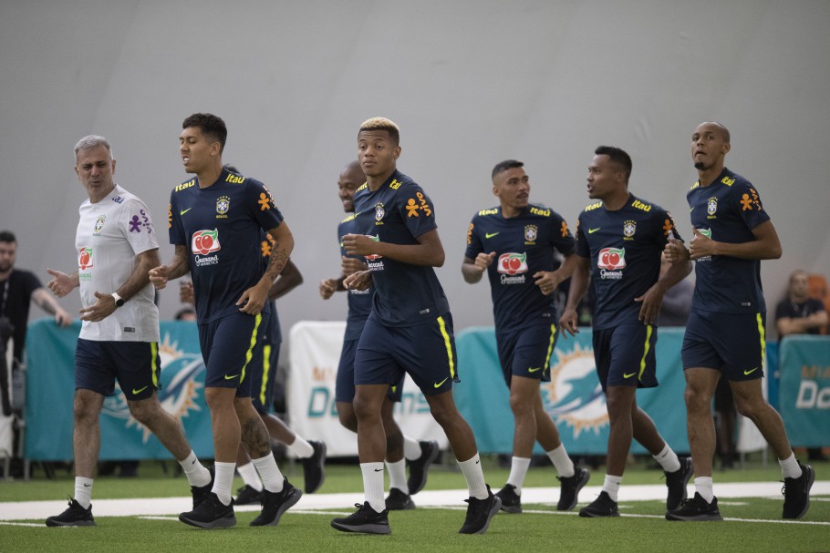 Seleção treina de olho nas partidas contra Colômbia e Peru (Foto: Lucas Figueiredo/CBF)