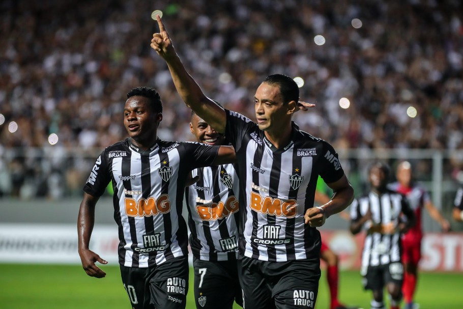 Nem a entrada de Ricardo Oliveira livrou o Galo da derrota em BH (Foto: Flickr)