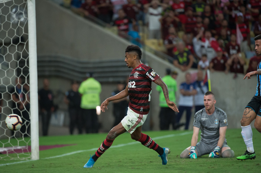 Bruno Henrique abriu o caminho para a goleada do Flamengo no Maracanã (Foto: Flamengo.com.br)