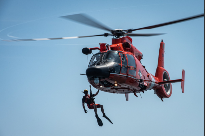 Buscas a mergulhador mobilizaram diversas forças da polícia, bombeiros e Guarda Costeira (Foto Divulgação Guarda Costeira)