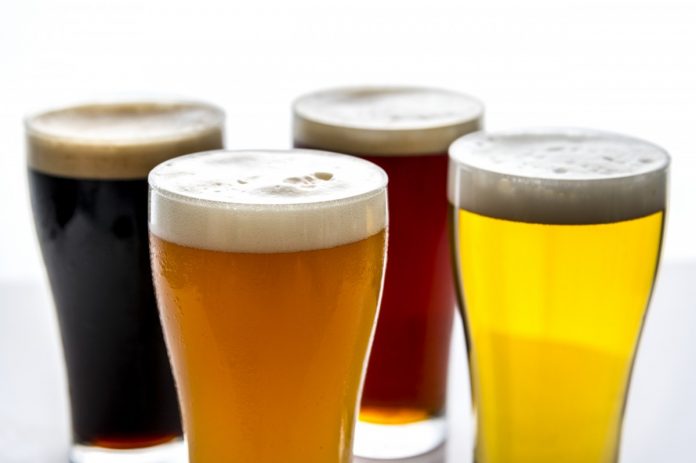 Setor cervejeiro gera quase três milhões de empregos (Foto: PXHERE)