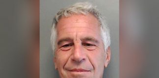 Jeffrey Epstein esperava julgamento por abuso sexual e prostituição de menores na Flórida