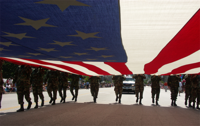Homenagem aos veteranos (Foto: U.S. Air Force)