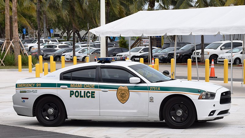 Polícia de Miami acredita que seja um fato isolado, mas quer prender os assaltantes antes que atuem novamente (Foto: Dickelbers/Wikimedia Commons)